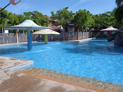 gerona resort|Villa Luisa Palm Garden Resort .